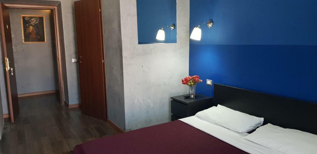 Arthur Hostel Rome Exterior photo